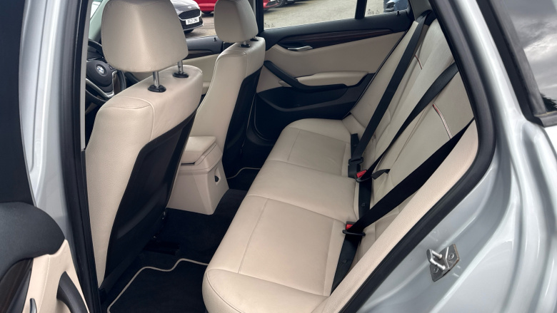 BMW X1 sDrive 18d xLine 5dr Step Auto Diesel Estate